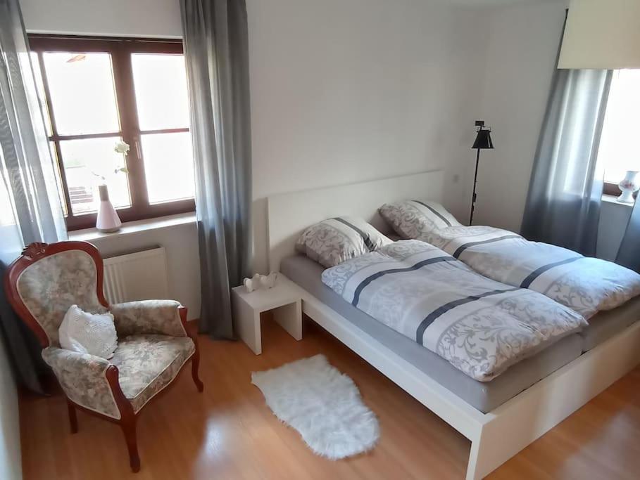 Ferienwohnung Marell Grosswallstadt ภายนอก รูปภาพ